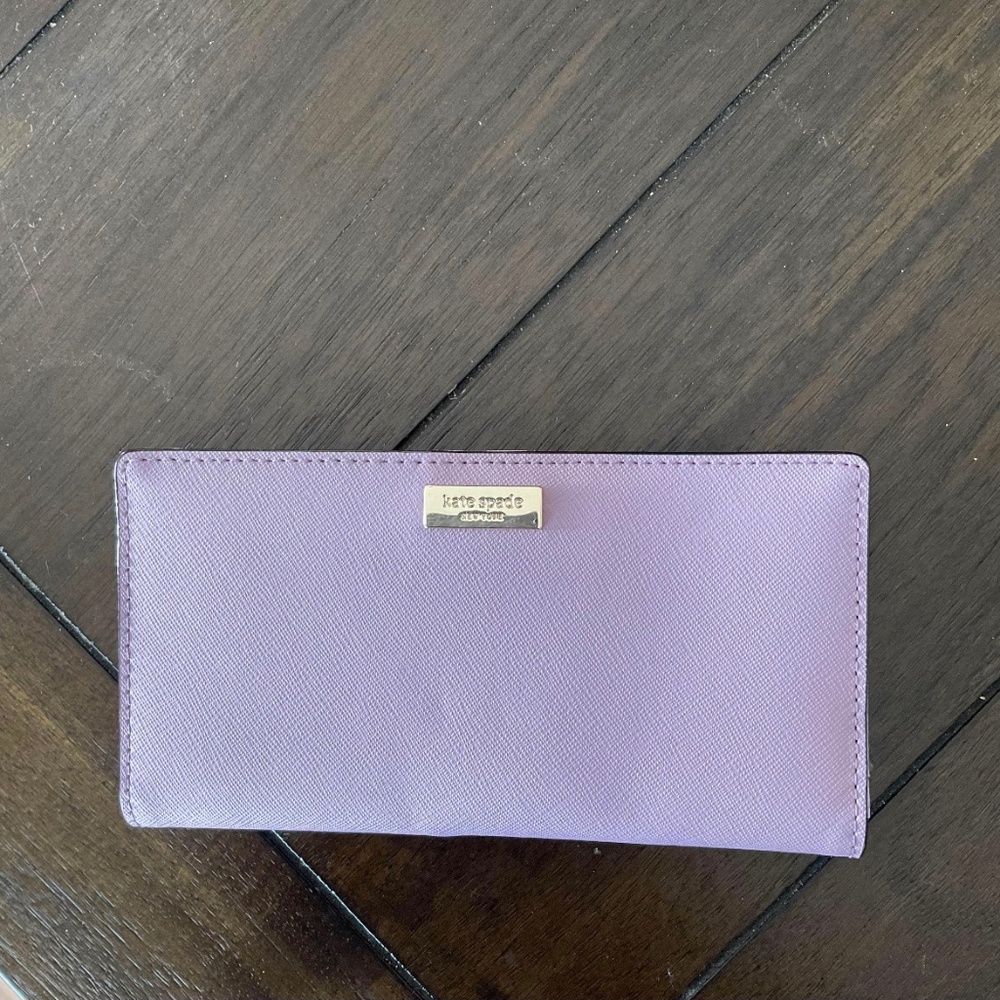 NWT BRAND NEW KATE SPADE WALLET
